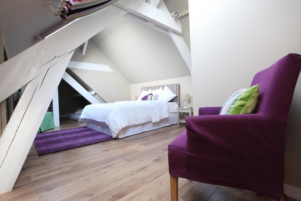 Saint Graal Bed & Breakfast Chamant Стая снимка