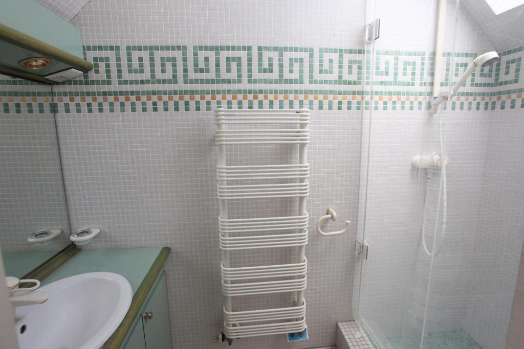 Saint Graal Bed & Breakfast Chamant Екстериор снимка