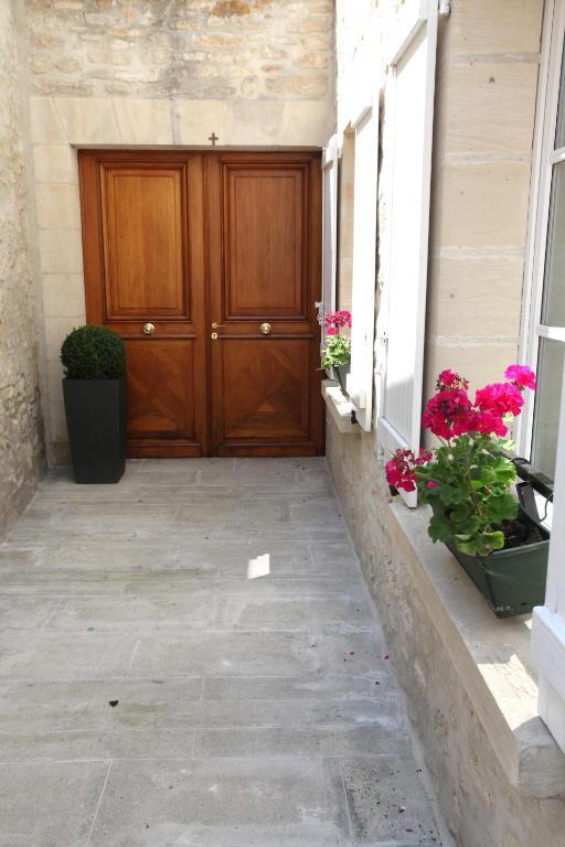 Saint Graal Bed & Breakfast Chamant Екстериор снимка